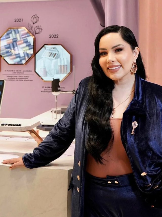 Bruna Tavares rebate youtuber gringo que criticou sua maquiagem dominando a make maquiagem batom blush geane sousa capa Web Stories (1)