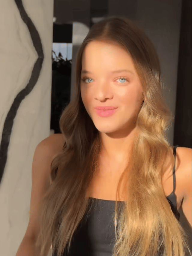 Ana Paula Siebert faz maquiagem de Rafaella Justus para dominando a make maquiagem batom blush geane sousa capa Web Stories