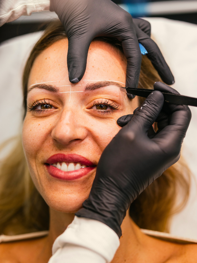 Perfeição nas Sobrancelhas Técnicas e Produtos Ideais dominando a make maquiagem batom blush geane sousa capa Web Stories