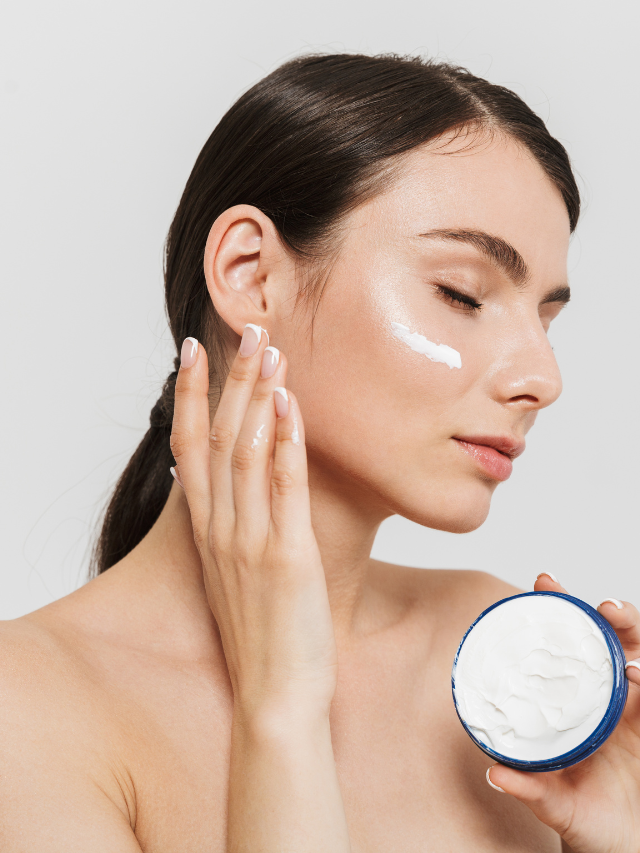 Qual a ordem dos produtos de skincare e por quê dominando a make maquiagem batom blush geane sousa capa Web Stories