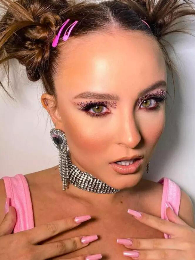 Rock in Rio Inspire-se nas famosas para criar sua maquiagem de festival dominando a make maquiagem batom blush geane sousa capa Web Stories
