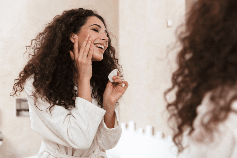 Como usar corretamente o sabonete hidratante no rosto dominando a make maquiagem batom blush geane sousa