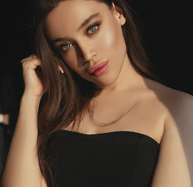 Como fazer a maquiagem durar o dia todo dominando a make maquiagem batom blush geane sousa capa Web Stories