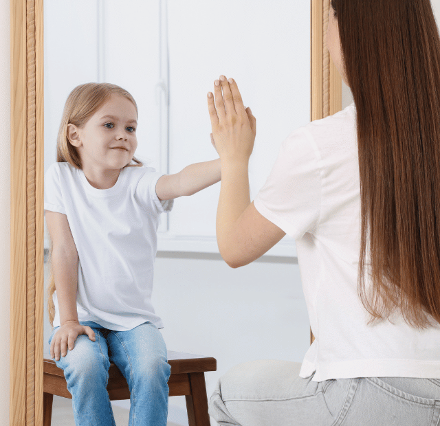 Como deixar o rosto mais jovem dominando a make maquiagem batom blush geane sousa capa Web Stories