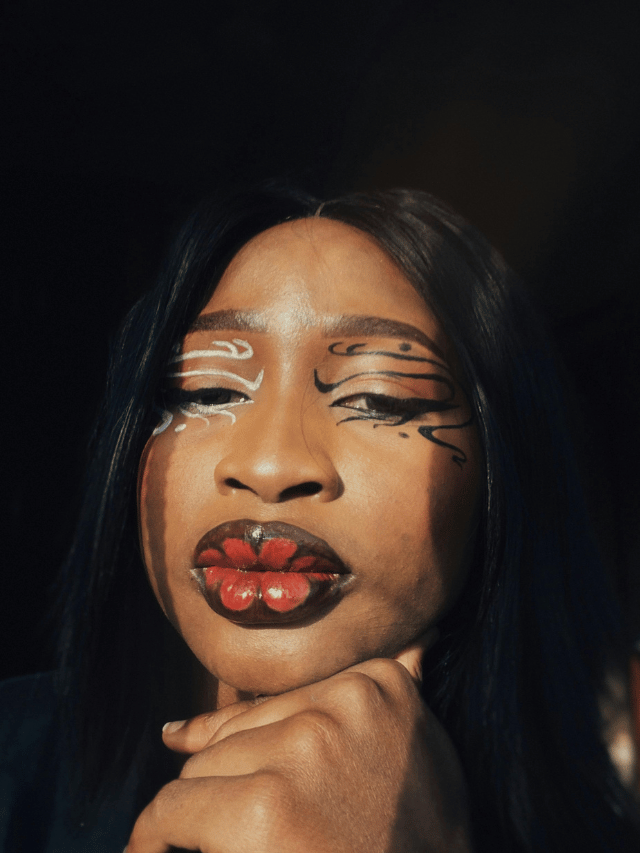 Você ama maquiagem, mas sente que sempre falta algo?