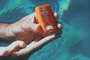 Protetor Solar Facial Episol Intense Stick FPS 50, Mantecorp Skincare – R$ 109,90